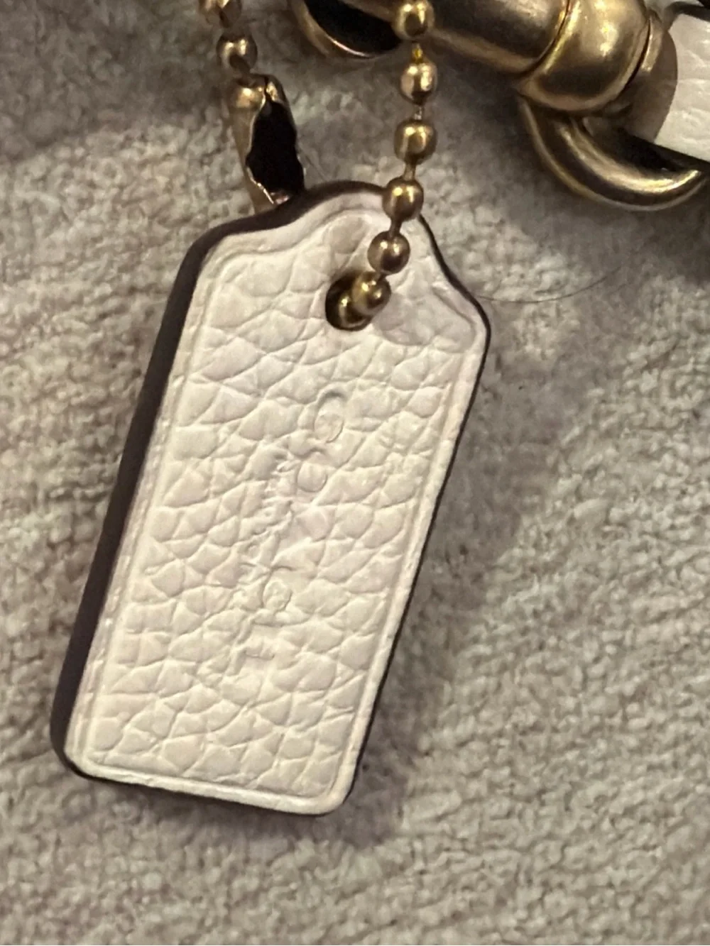 Coach Essential Small Wristlet Wallet Clutch Chalk White NWOT